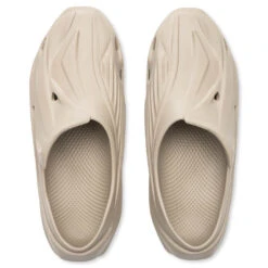 Mono Slip - Sabbia 9 Mono Slip - Sabbia -Shoe Series Store 1017 Alyx 9SM Mono Slip On Sabbia AAUSN0025OT01 BEG0004 05 01 22 Feature 2