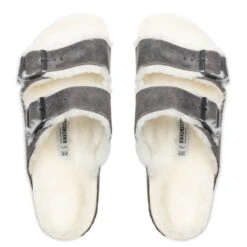 Birkenstock Wide Arizona Shearling - Iron Oil -Shoe Series Store Birkenstock Wide Arizona Shearling Iron Oil 1021067 09 04 22 Feature JM 5