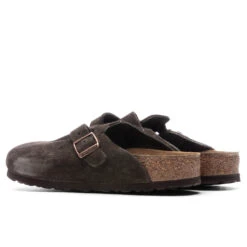 Birkenstock Wide Boston Soft Footbed Suede - Mocha -Shoe Series Store Birkenstock Wide Boston Soft Footbed Mocha 0660461 03 05 23 Feature VR 4