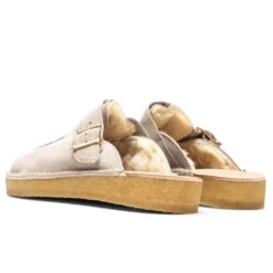 Clarks Trek Mule - Sand -Shoe Series Store Clarks Trek Mule Sand 26168619 07 28 22 Feature JP 3