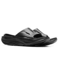 Hoka Ora Recovery Slide 3 - Black/Black -Shoe Series Store Hoka One One Ora Recovery Slide Black 1134527 BLK Hoka One One Ora Recovery Slide Black 1134527 BLK 12 05 22 Feature JP 4