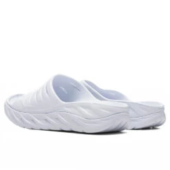 Hoka Ora Recovery Slide - White/White -Shoe Series Store Hoka One One Ora Recovery Slide White White 1134527 WWH 06 27 22 Feature MARY NELLE 4