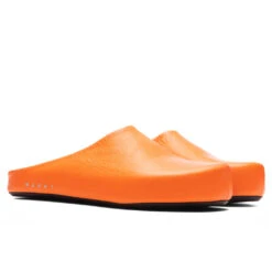 Marni Leather Fussbett Sabot - Orange -Shoe Series Store Marni Leather Fussbett Sabot Orange SBMR001400 P4554 00R35 12 18 22 S NF Feature 3