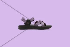Nike ACG Air Deschutz + Sandals - Amethyst Smoke/Black -Shoe Series Store Nike ACG Air Deschutz Sandals Amethyst Smoke Black DC9092 500 Feature July 30 2021 01 copy