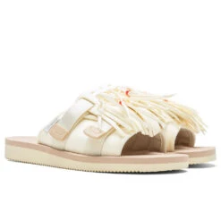 Suicoke Hoto Cab - Off White -Shoe Series Store Suicoke Hoto Cab Off White OG 247CAB OFFWHT 05 23 22 Feature JM 2