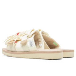 Suicoke Hoto Cab - Off White -Shoe Series Store Suicoke Hoto Cab Off White OG 247CAB OFFWHT 05 23 22 Feature JM 3