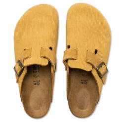 Birkenstock Wide Boston Suede Embossed - Cork Brown 9 Birkenstock Wide Boston Suede Embossed - Cork Brown -Shoe Series Store Wide Boston Suede Corduroy Cork Brown 1026155 08 06 23 Feature VR 6